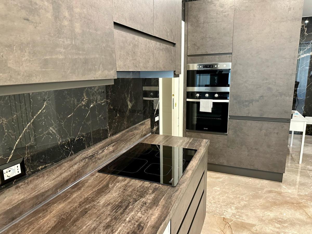 Magic Place Bergamo! Classy Apartment In The Heart Of The City Екстер'єр фото