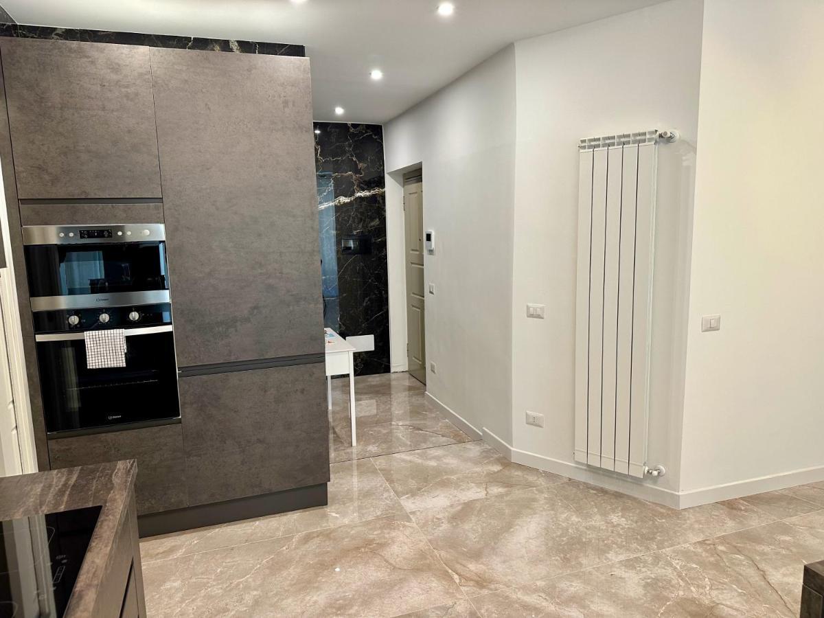 Magic Place Bergamo! Classy Apartment In The Heart Of The City Екстер'єр фото