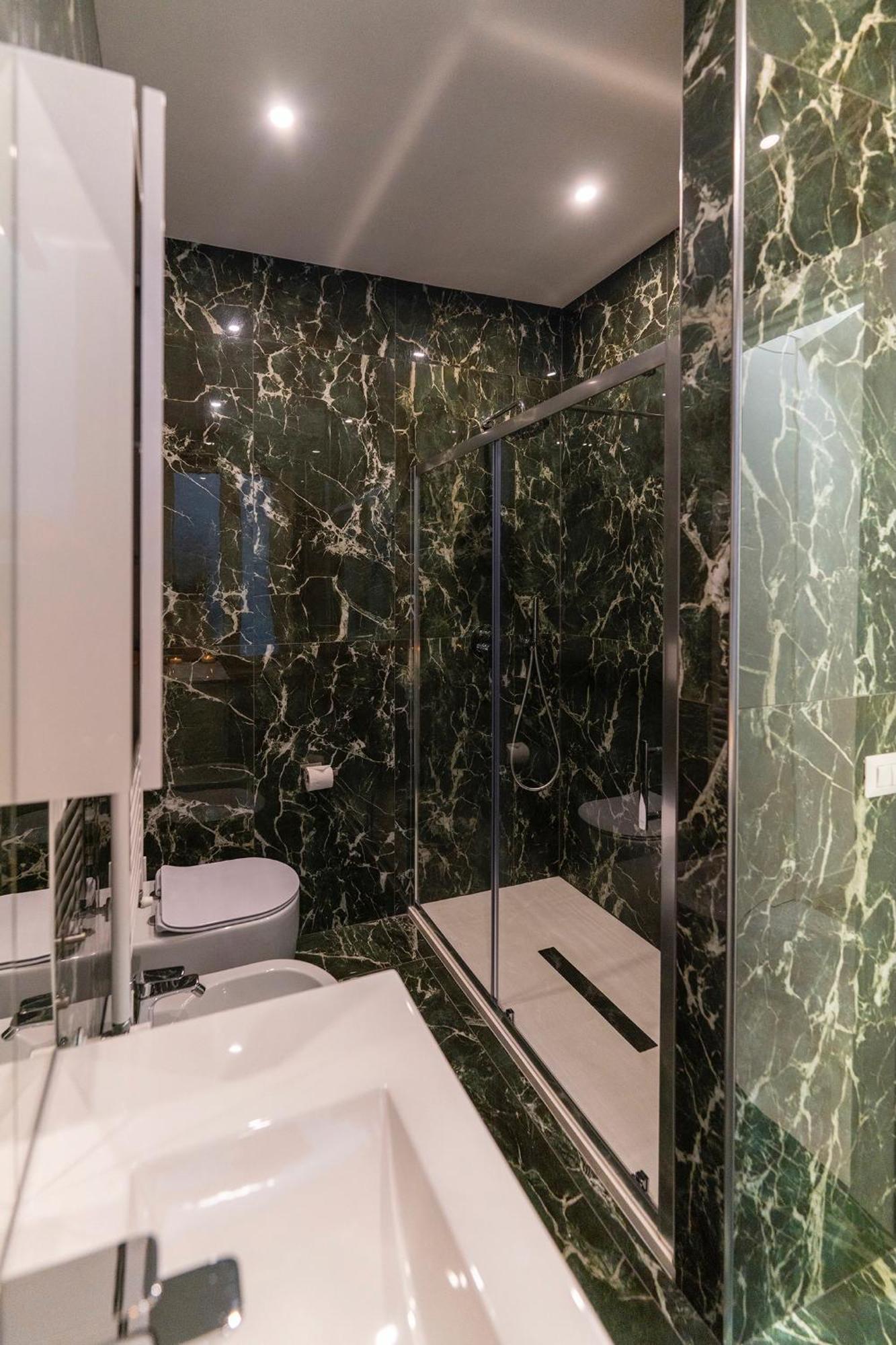 Magic Place Bergamo! Classy Apartment In The Heart Of The City Екстер'єр фото
