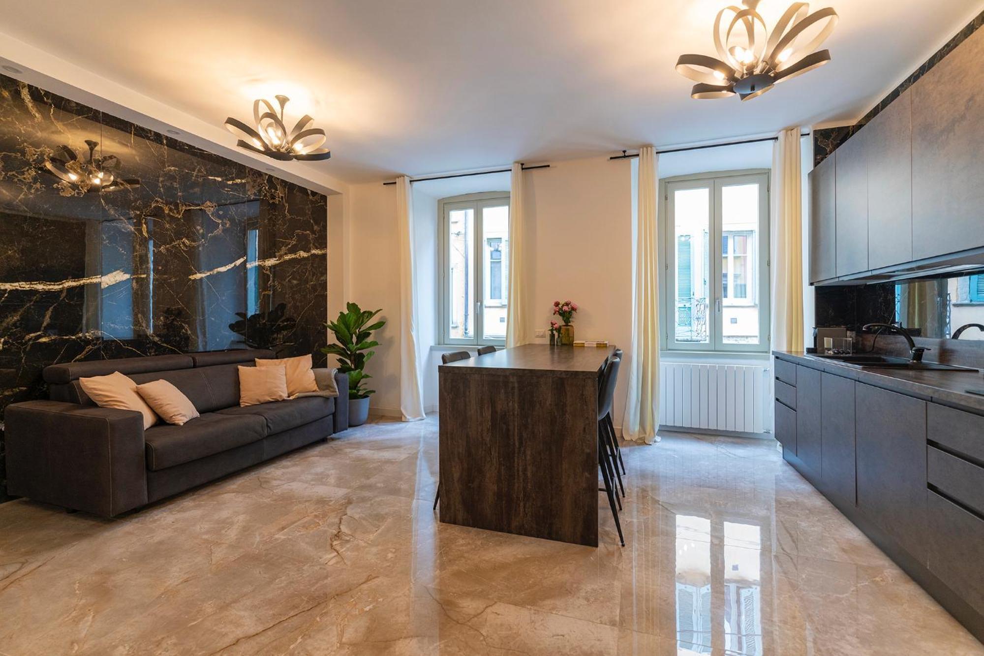 Magic Place Bergamo! Classy Apartment In The Heart Of The City Екстер'єр фото