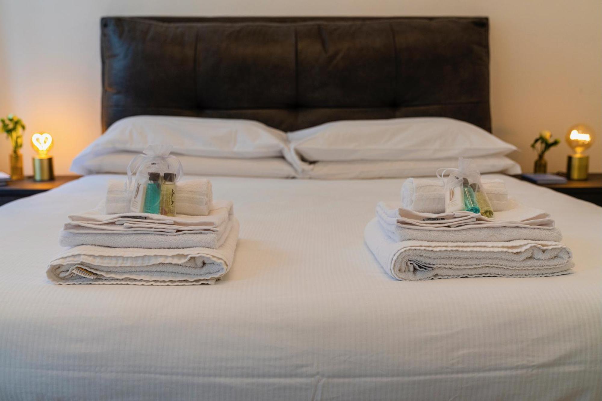 Magic Place Bergamo! Classy Apartment In The Heart Of The City Екстер'єр фото