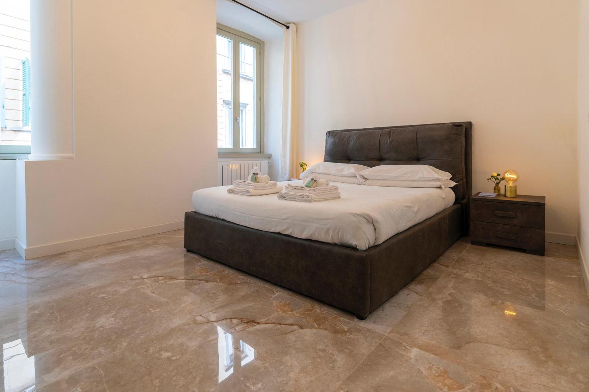 Magic Place Bergamo! Classy Apartment In The Heart Of The City Екстер'єр фото