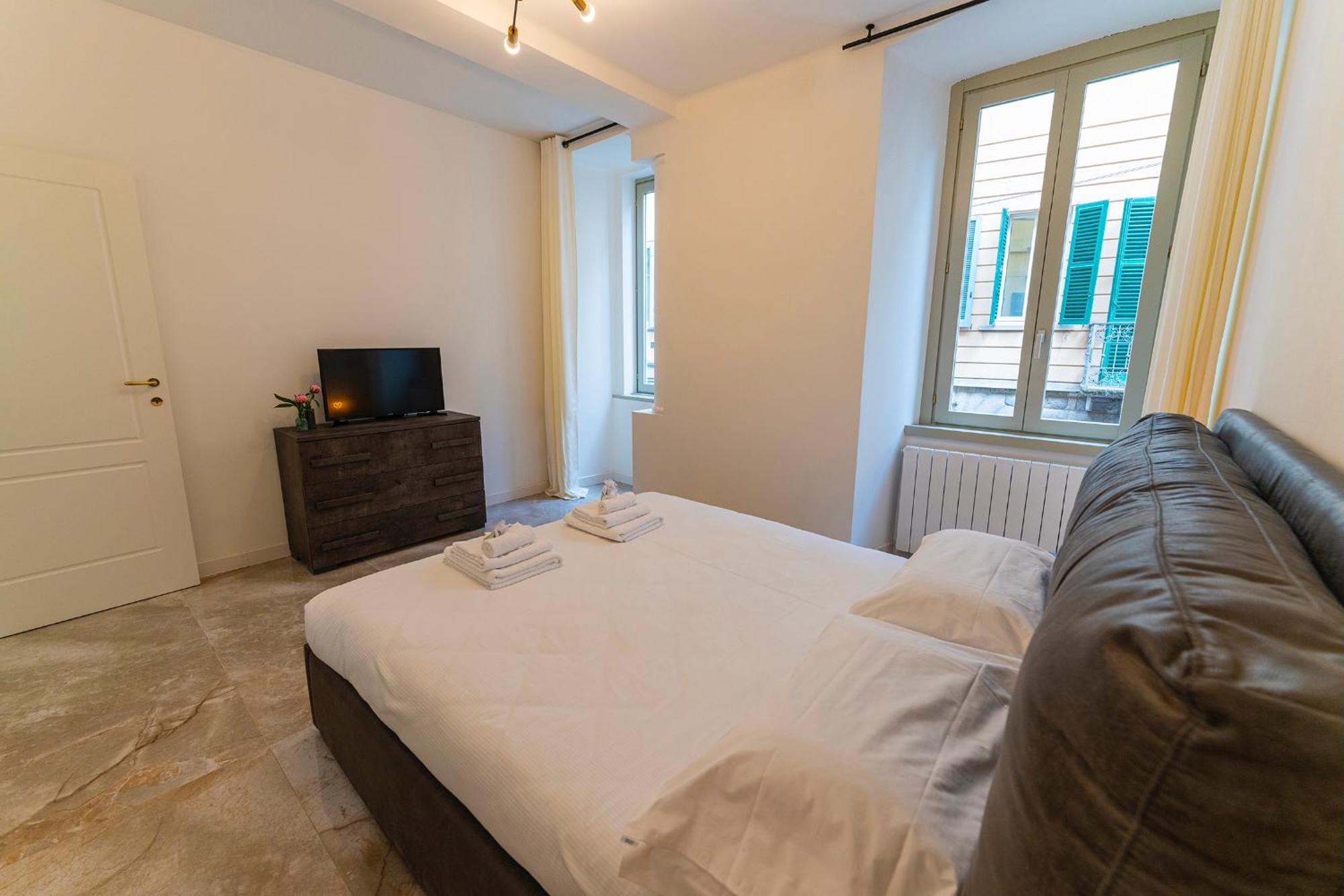 Magic Place Bergamo! Classy Apartment In The Heart Of The City Екстер'єр фото